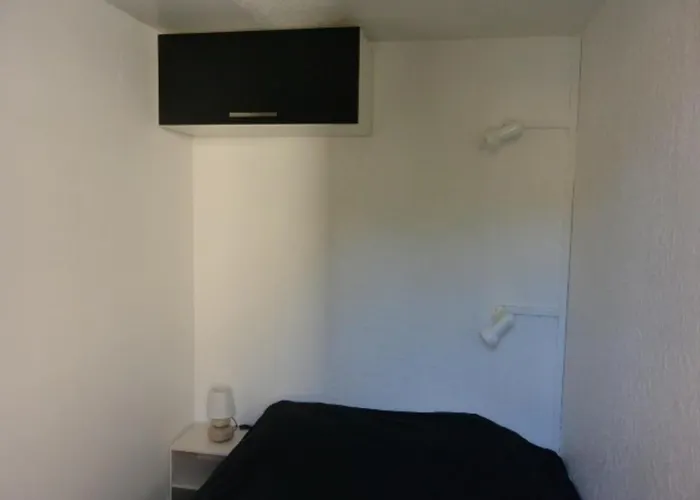 Studio Mezzanine 5 Pers, Terrasse Sud, Parking Prive - Fr-1-607-67 * Agde
